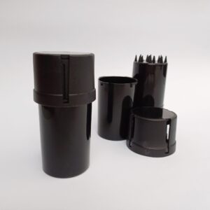 2EN1!  CONTENEDOR NEGRO + MOLEDORA